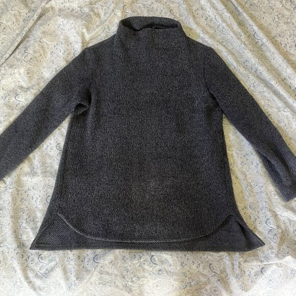 Ciara Sun Woo Women’s Small Gray Sweater Made In USA - Picture 6 of 7